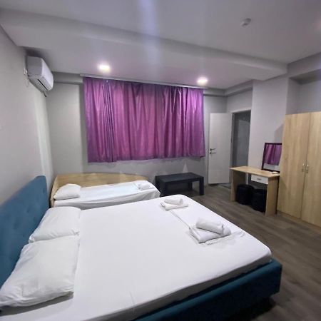 Fama Aparthotel Skopje Eksteriør billede