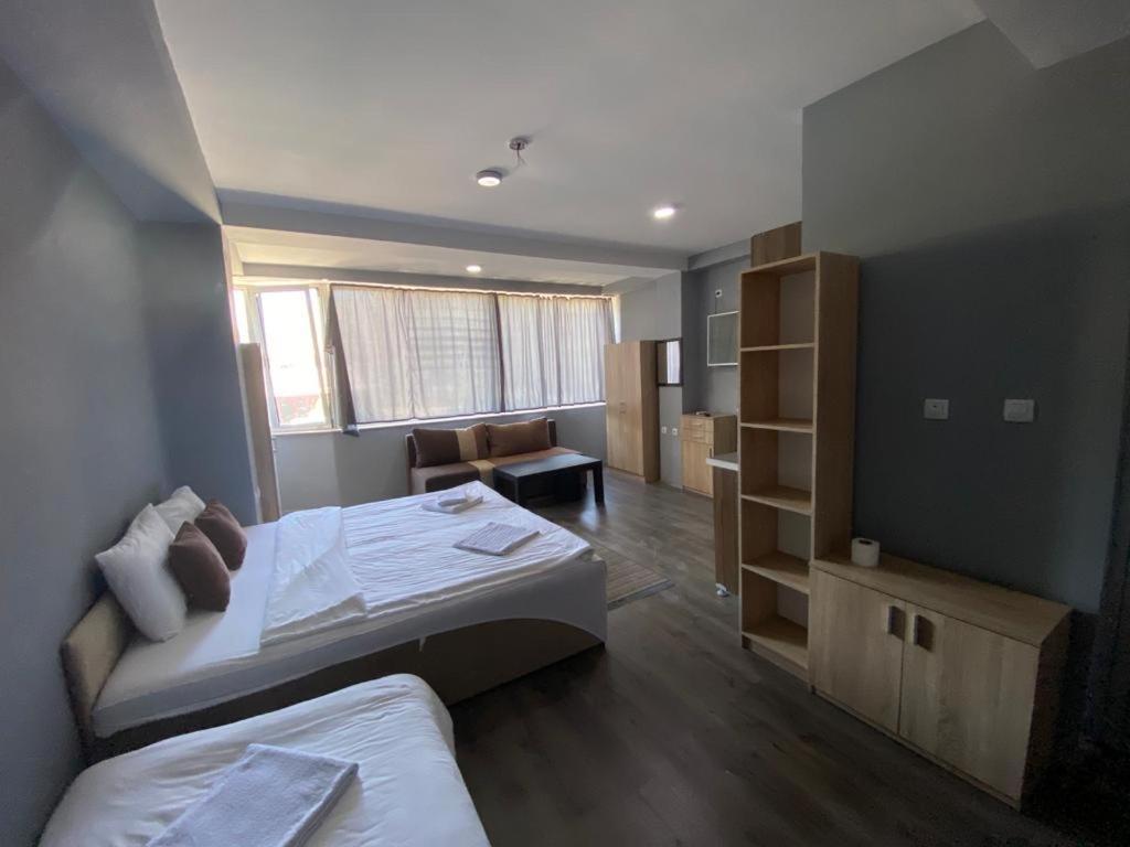 Fama Aparthotel Skopje Eksteriør billede
